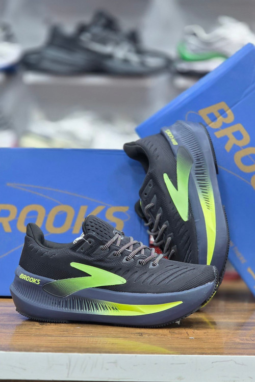 کفش کتونی پیاده روی و رانینگ بروکس گلیسیرین مکس ۲ / Brooks Glyceri max 2 / ضمانت کیفیت / ساخت ویتنام /جعبه و بارکد دار / سایز ۴۰الی ۴۵ /فروش به صورت  تکی و عمده
