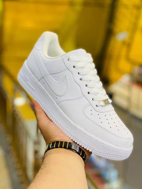 کتونی نایک ایر فورس وان رویه چرم وارداتی کیفیت عالی ساخت ویتنام / Nike airforce 1 / سایز 37 تا 45 / فروش تکی و عمده/
