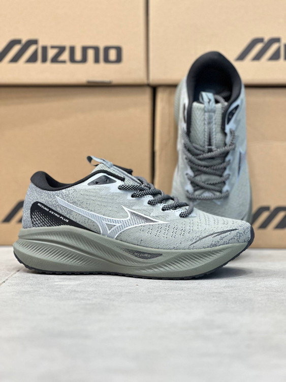 کتونی میزانو آسترو پلاس مستر کوالیتی ویتنام - Mizuno Astro Plus / سایز 40 الی 45/ (فروش عمده و تک)