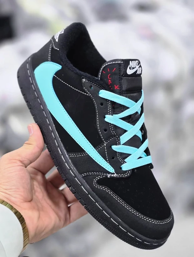 کتونی نایک ایر جردن / سایز 40 الی 44 / | Nike Air Jordan اورجینال با طراحی اسپرت و حرفه‌ای