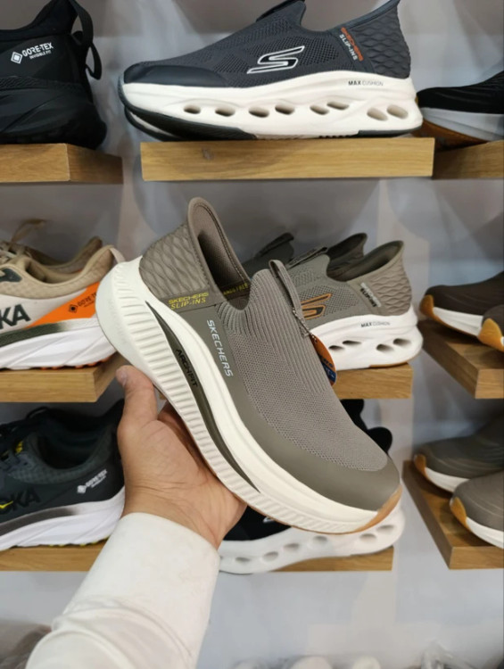 کتونی طبی اسکیچرز اسلیپ اینز مردانه Skechers Slip-ins Uomo مسترکوالیتی | فوق راحت و سبک/ سایز 40 الی 45 /