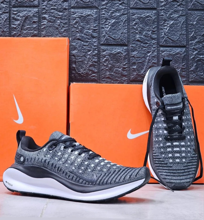 کفش کتونی نایک اینفینیتی ران 4 گورتکس مسترکوالیتی | Nike React Infinity Run 4 Gore-Tex | ضدآب و راحتی بی‌نظیر (سایز 40 تا 45)