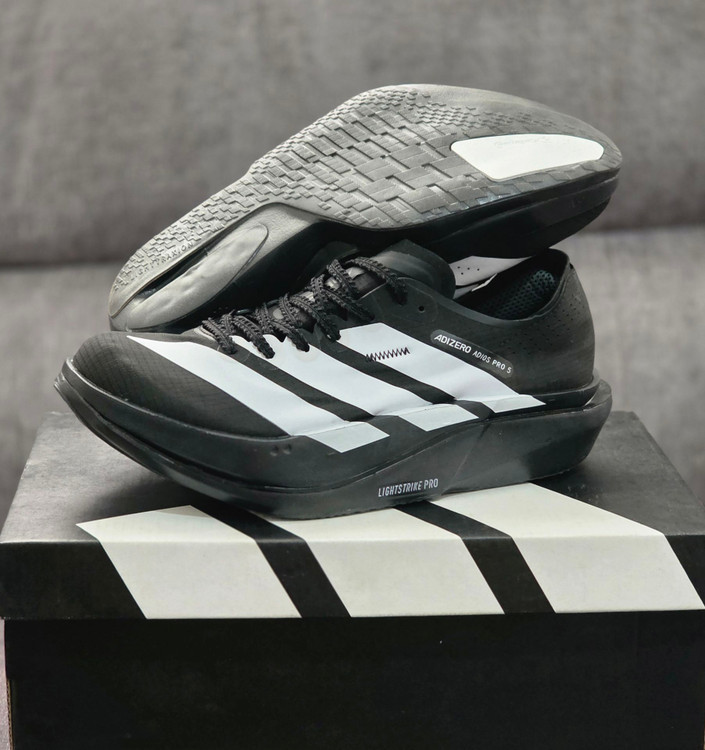 کتونی رانینگ آدیداس Adizero Pro 5 | فوق‌سبک، حرفه‌ای، مناسب دویدن و پیاده‌روی طولانی / سایز 40 الی 45/ فروش تکی و عمده