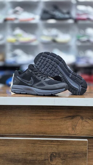 کتونی نایک ایر زوم مسترکوالیتی Nike Air Zoom | سایز 40 تا 45 | فوق‌العاده سبک و راحت