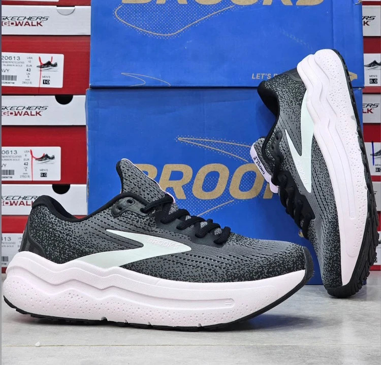 کتونی بروکس گاست مکس 2 /Brooks Ghost Max 2/سایز 40 تا 45/