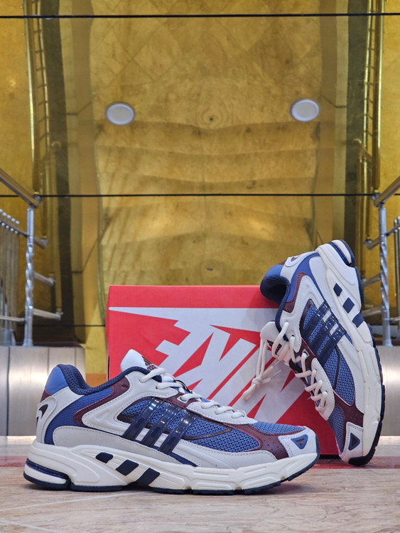 کتونی Adidas Response CL ویتنام اصل | سایز 40 تا 45 | کیفیت درجه‌یک وارداتی / فروش تکی و عمده