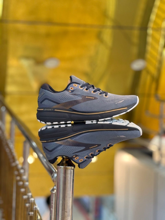کفش پیاده‌روی و دویدن بروکس گاست ۱۵ (Brooks Ghost 15) – کیفیت مستر کوالیتی ویتنام /سایز 36 الی 45/ فروش تک و عمده