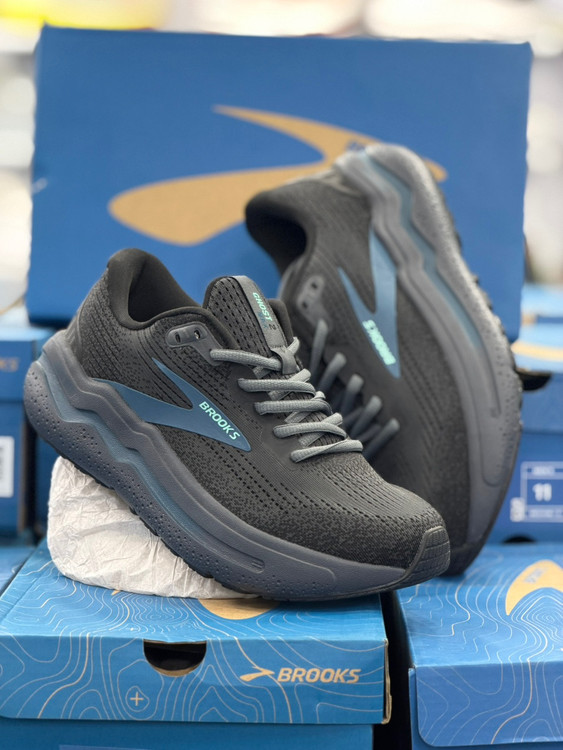 کتونی رانینگ بروکس گاست مکس ۲ (Brooks Ghost Max 2) - راحتی بی‌نظیر برای پیاده‌روی و دویدن / سایز 40 الی 45/ فروش عمده ‌و تکی