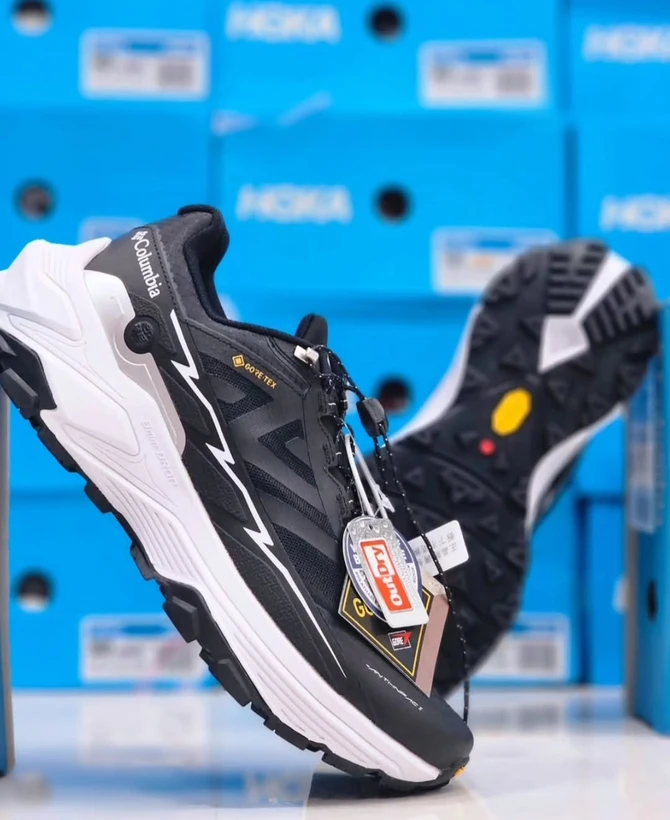 کتونی کلمبیا ضد آب گورتکس / سایز 40 تا 45 /Columbia GORE-TEX    مردانه کلمبیا مدل OutDry ضدآب/سایز 40 الی 45