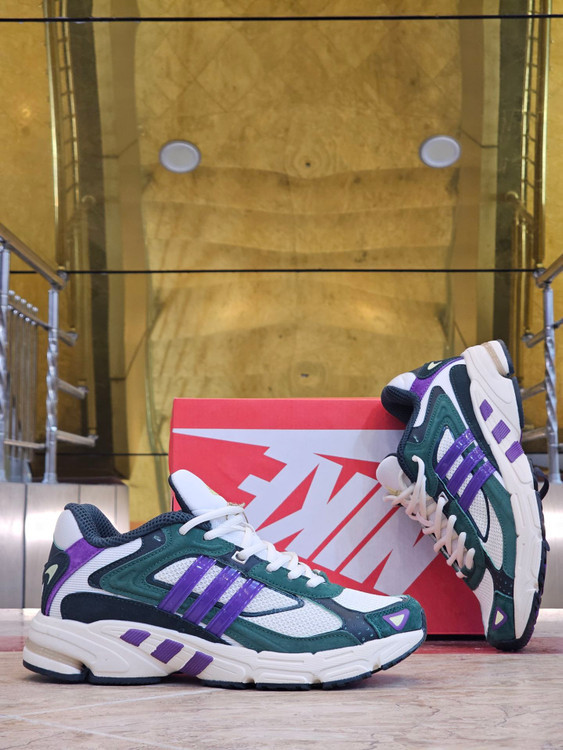 کتونی Adidas Response CL ویتنام اصل | سایز 40 تا 45 | کیفیت درجه‌یک وارداتی / فروش تکی و عمده