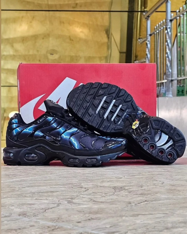 کتونی نایک ایر مکس تی ان پلاس (Nike Air Max TN ) مسترکوالیتی /سایز 40 تا 45 /