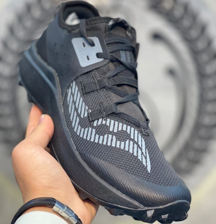 کتونی ساکونی اندروفین ریفت Saucony Endorphin Rift | سایز 40 تا 45 | مخصوص رانینگ و تریل حرفه‌ای