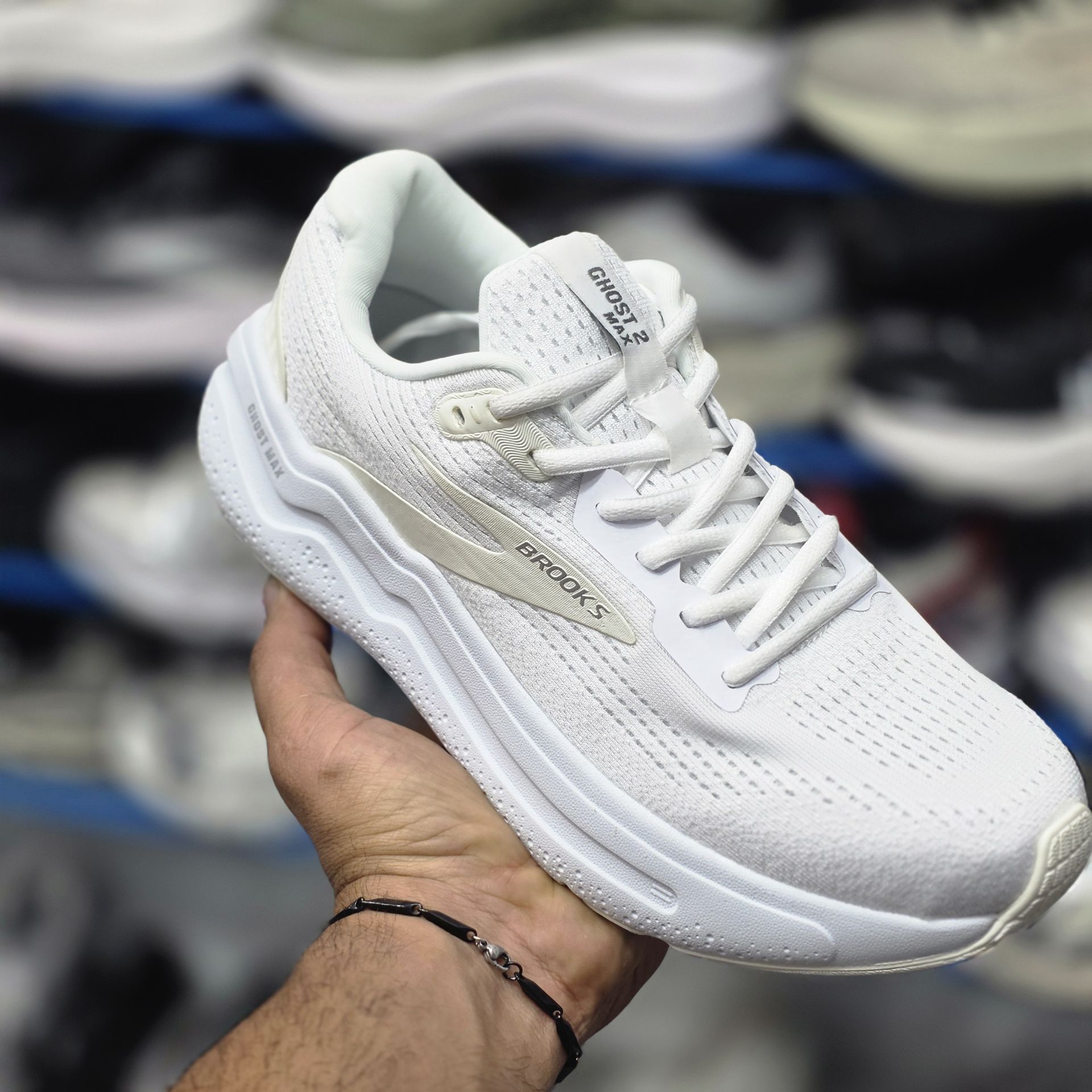 کتونی بروکس گاست مکس 2 /Brooks Ghost Max 2/سایز 40 تا 45/ فروش تکی و عمده