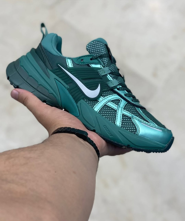 کتونی نایک وی تو کی ران (Nike V2K Run) – استایل رترو با تکنولوژی مدرن (ویتنام) سایز 37 الی 45
