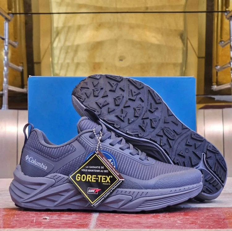 کتونی طبیعت گردی کلمبیا ضدآب/سایز 40 الی 45/Columbia GORE-TEX/