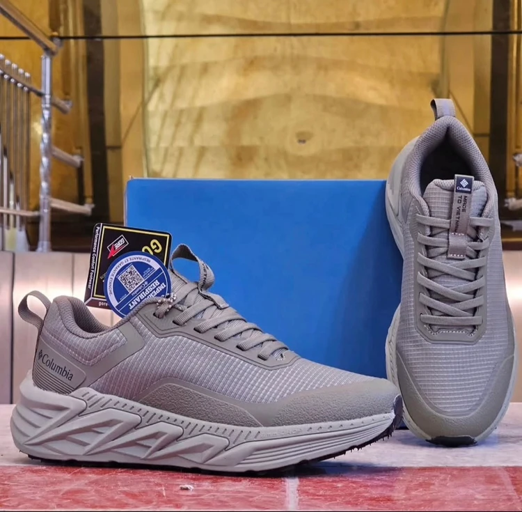 کتونی طبیعت گردی کلمبیا ضدآب/سایز 40 الی 45/Columbia GORE-TEX/