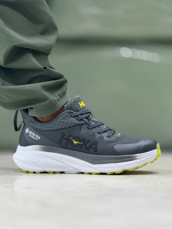 کتونی هوکا چلنجر 7 گورتکس Hoka Challenger 7 GTX | ویتنام | ضدآب و مخصوص رانینگ و طبیعت‌گردی | سایز 40 تا 45 / فروش تکی و عمده/