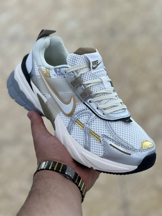 کتونی نایک مدل Nike V2K Run - طراحی سبک، راحتی بی‌نظیر کیفیت بالا