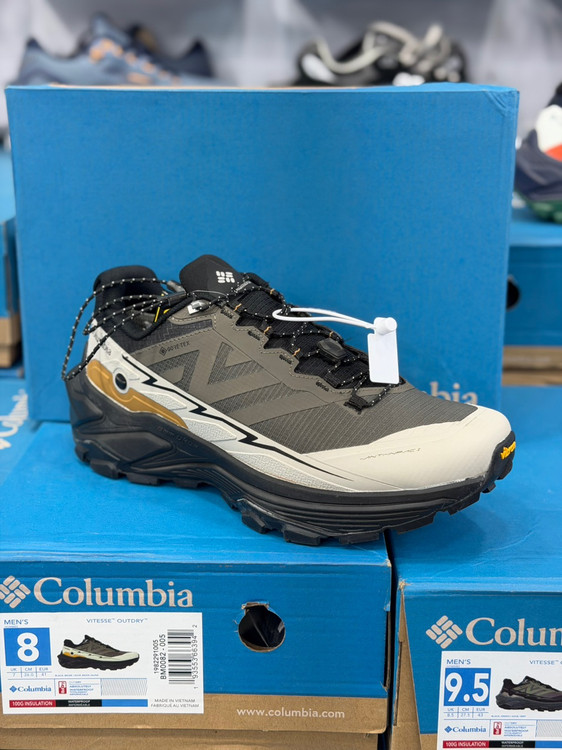 کفش ترکینگ کلمبیا مدل Vitesse OutDry | ضد آب با زیره Vibram/ سایز 40 الی 45/ فروش عمده و تکی