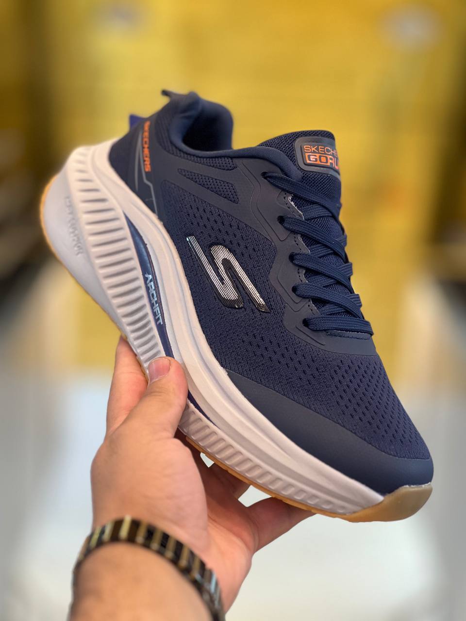 کتونی اسکیچرز وارداتی Skechers Go Run Arch Fit / سایز 40 الی 45 / فروش عمده و تک