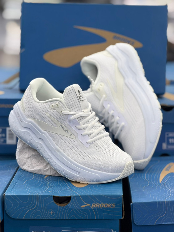 کتونی رانینگ بروکس گاست مکس ۲ (Brooks Ghost Max 2) - راحتی بی‌نظیر برای پیاده‌روی و دویدن / سایز 40 الی 45/ فروش عمده ‌و تکی