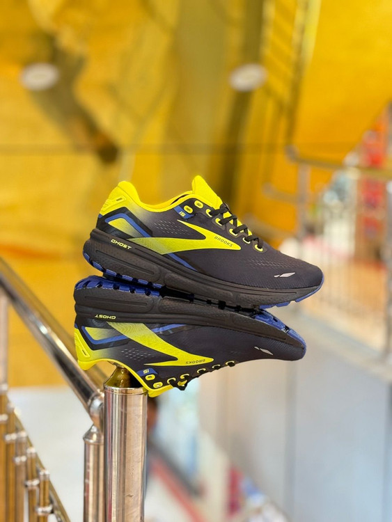 کفش پیاده‌روی و دویدن بروکس گاست ۱۵ (Brooks Ghost 15) – کیفیت مستر کوالیتی ویتنام /سایز 36 الی 45/ فروش تک و عمده