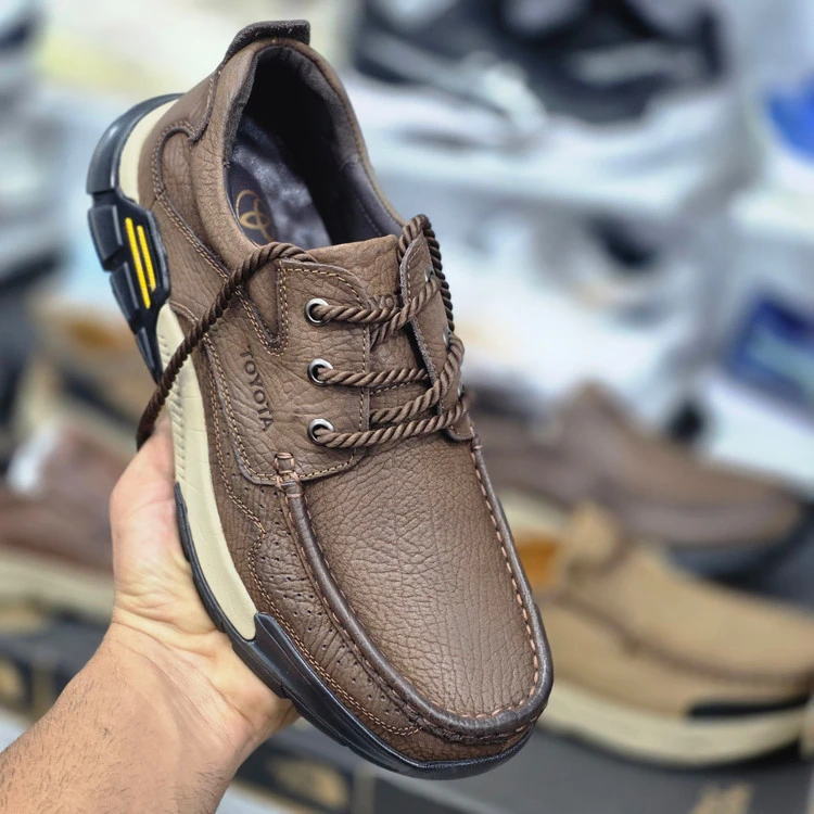 کفش کتونی تویوتا چرم وارداتی زیره طبی مسترکوالیتی | Toyota Leather Shoes /سایز 40 تا 45/