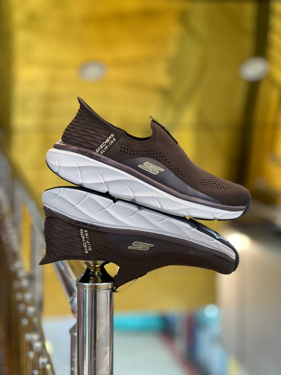 کتونی رانینگ و پیاده روی اسکیچرز / Skechers Slip Ins / اسلیپ طبی و سبک و راحت / سایز 40 تا 45 /