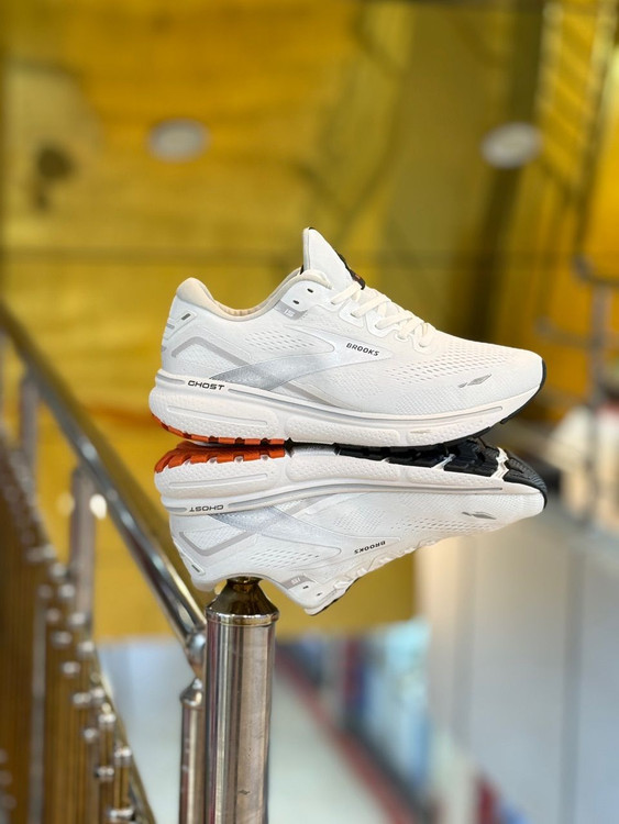 کفش پیاده‌روی و دویدن بروکس گاست ۱۵ (Brooks Ghost 15) – کیفیت مستر کوالیتی ویتنام /سایز 36 الی 45/ فروش تک و عمده