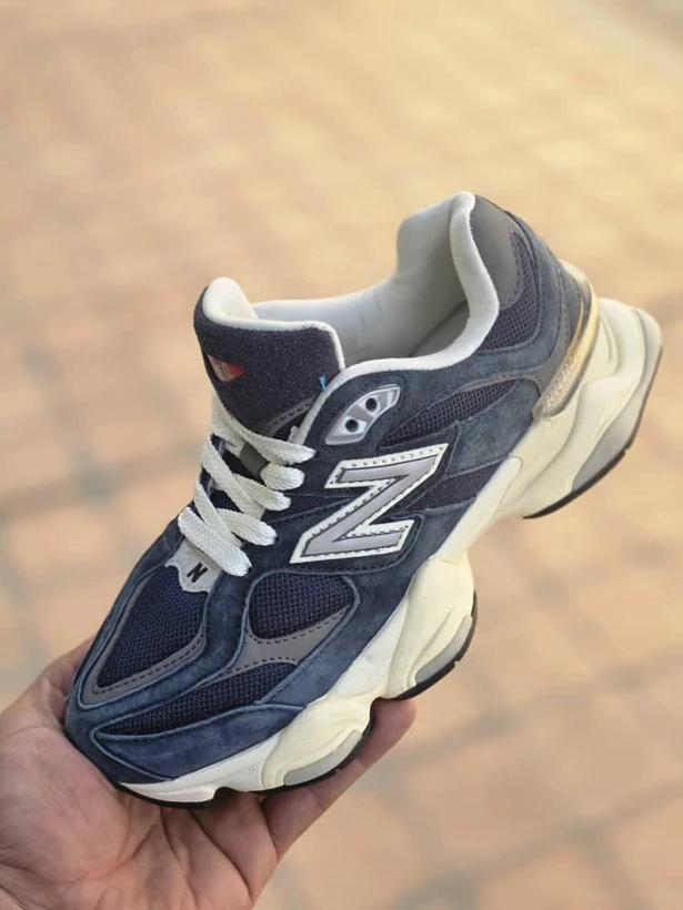کفش کتونی نیوبالانس 9060 مسترکوالیتی /سایز 38 الی 41/Newbalance 9060/