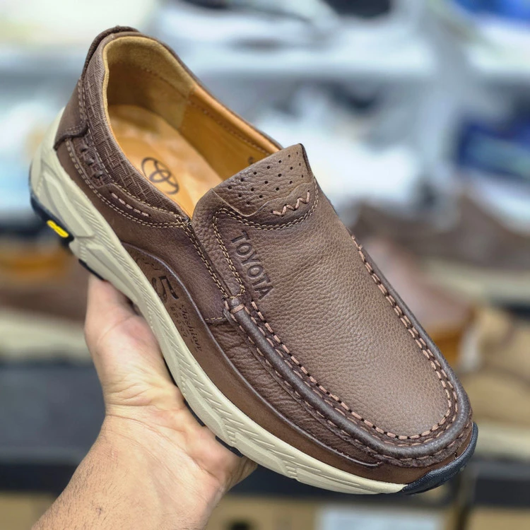کفش کتونی تویوتا چرم وارداتی زیره طبی مسترکوالیتی | Toyota Leather Shoes /سایز 40 تا 45/