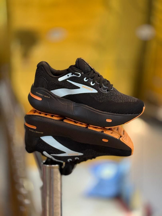 کتونی رانینگ بروکس گاست مکس مستر کیفیت Brooks Ghost Max - مشکی