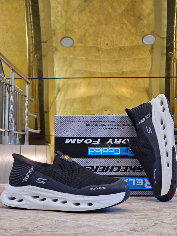 کتونی اسکیچرز بدون بند گو واک مسترکوالیتی /سایز 40 الی 45/Skechers Go Walk/ فروش عمده و تک