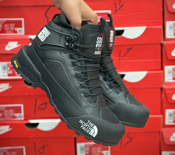 بوت ضد آب و طبیعت گردی نورث فیس The North Face مسترکوالیتی (خرید عمده و تک - سایز ۴۰ تا ۴۵)