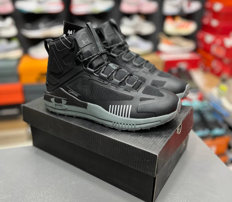 بوت  آندرآرمور آندر آرمور ورج ۲.۰ / Under Armour Verge 2.0 مسترکوالیتی (خرید عمده و تک - سایز ۴۰ تا ۴۵)