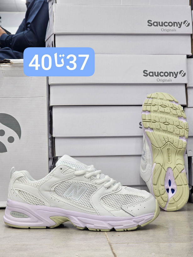 کتونی نیوبالانس 530 رنگ سفید مسترکوالیتی /Newbalance 530/سایز 37 الی 40/ فروش عمده و تک