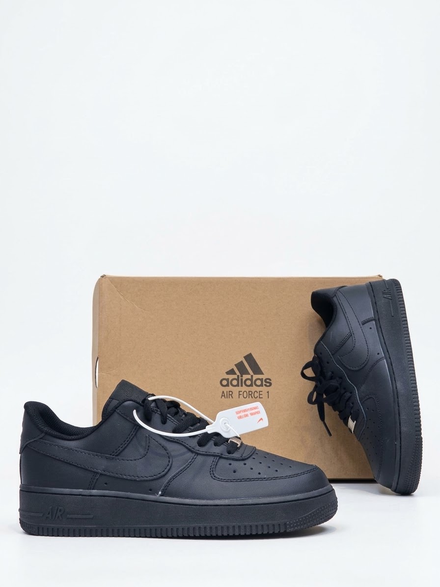 کتونی نایک ایرفورس مسترکوالیتی /Nike Air Force/ست زنانه مردانه/37 تا 45/ فروش عمده و تک