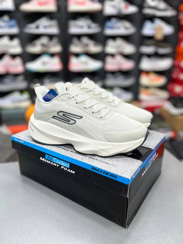 کتونی اسکیچرز زنانه هایپر برست مسترکوالیتی /سایز 37 الی 40/Skechers Hyper Burst/ فروش عمده و تک