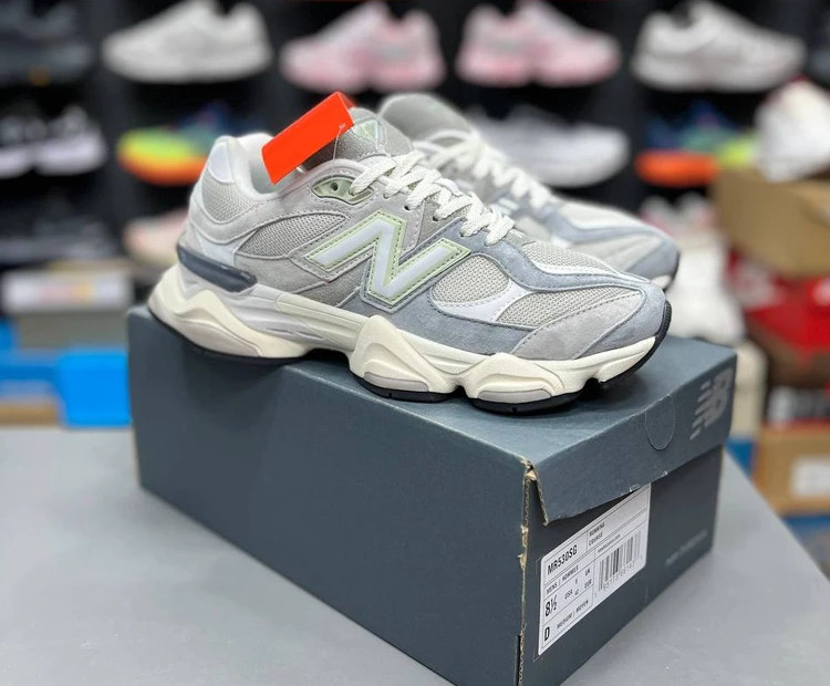 کتونی نیوبالانس 9060 مسترکوالیتی /Newbalance 9060/سایز40 الی 45/ فروش عمده و تک