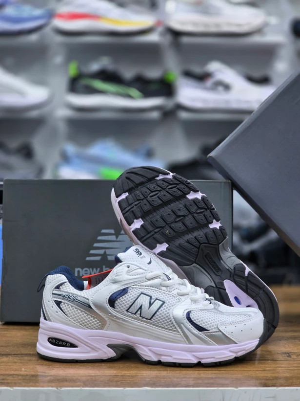 کتونی نیوبالانس 530 مسترکوالیتی /Newbalance 530/سایز 3۷ الی 4۵/ فروش عمده و تک