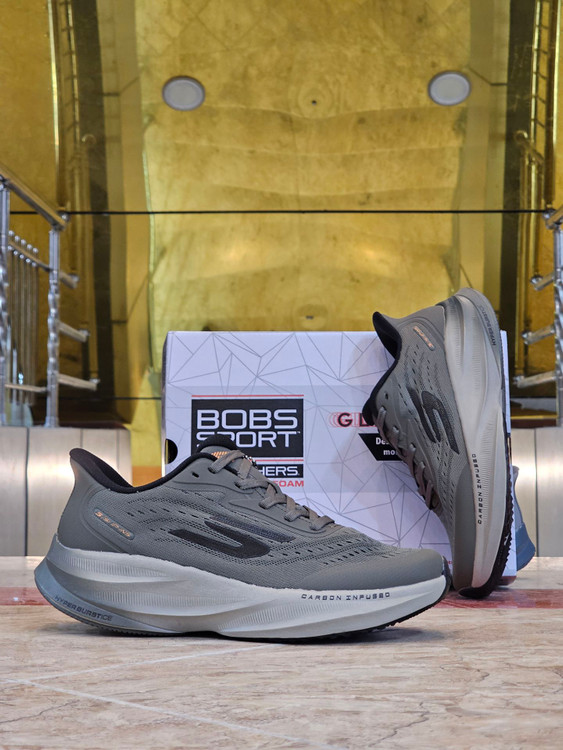 کتونی اسکیچرز هایپر برست کربن مسترکوالیتی Skechers Hyper Burst Carbon