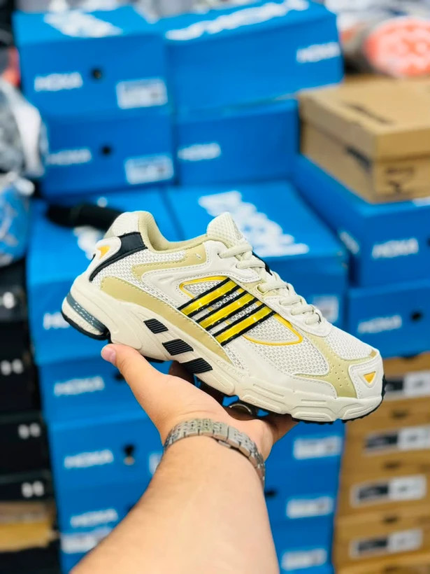کتونی آدیداس ریسپانس سی‌ال مسترکوالیتی (خرید عمده و تک - سایز ۴۰ تا ۴۵) | Adidas Response CL