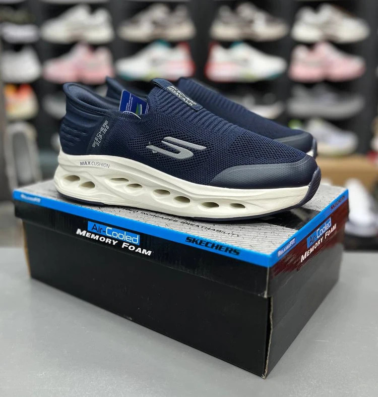کتونی اسکیچرز بدون بند گو واک مسترکوالیتی /سایز 40 الی 45/Skechers Go Walk/ فروش عمده و تک
