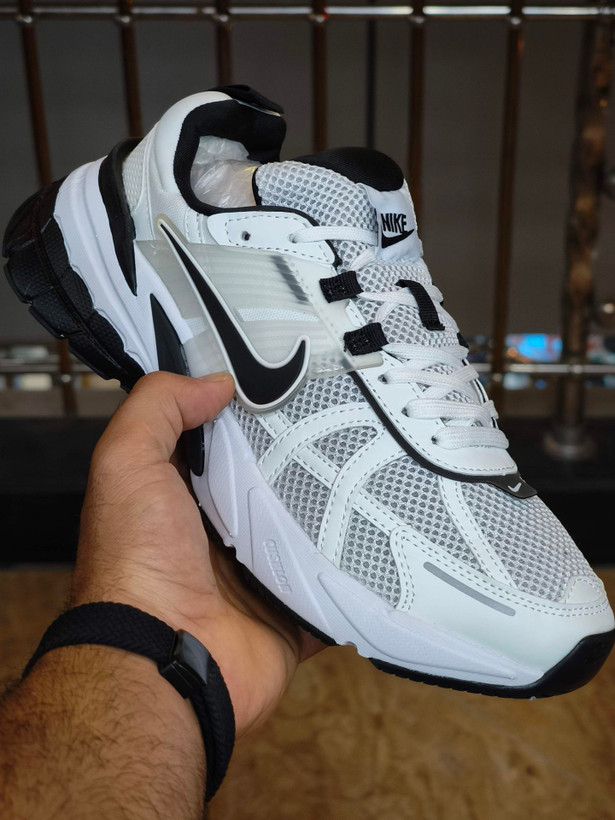 کتونی نایک وی تو کی مسترکوالیتی /سایز 37 الی 45/Nike V2k Run/ فروش عمده و تک