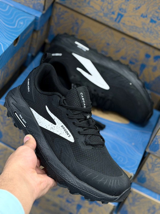 کفش دویدن و طبیعت گردی مردانه بروکس کاسکادیا ۱۷ (Master Quality) | Brooks Cascadia 17 ، / سایز  40 تا 45/