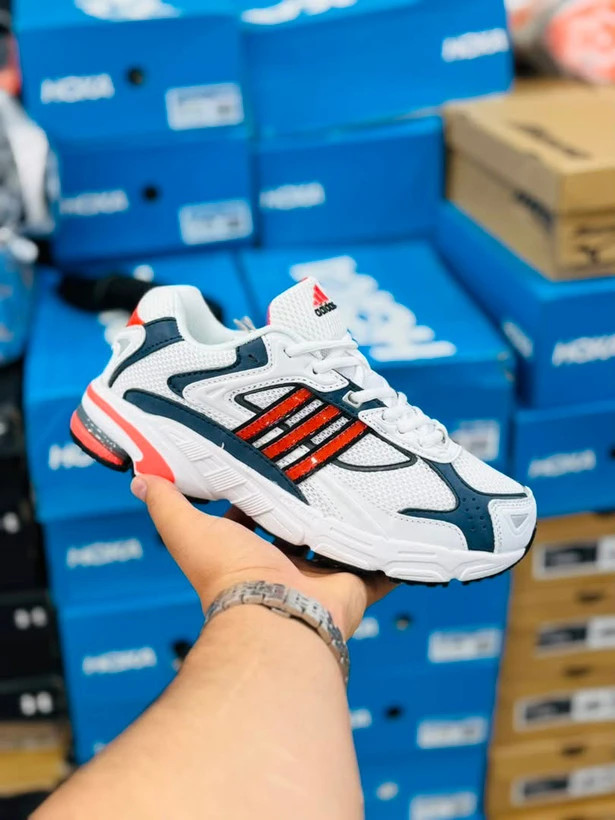 کتونی آدیداس ریسپانس سی‌ال مسترکوالیتی (خرید عمده و تک - سایز ۴۰ تا ۴۵) | Adidas Response CL