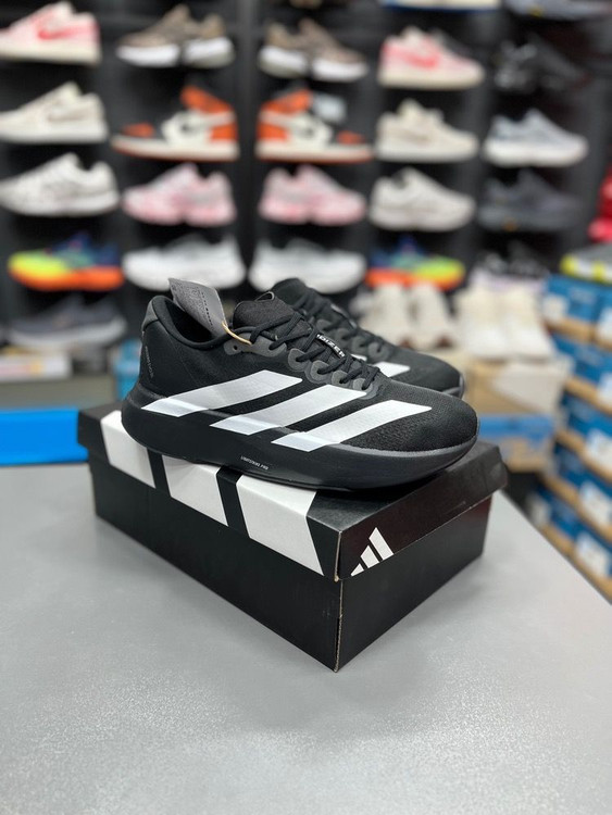 کتونی آدیداس آدیزیرو مشکی با سه خط سفید Adizero Master Quality