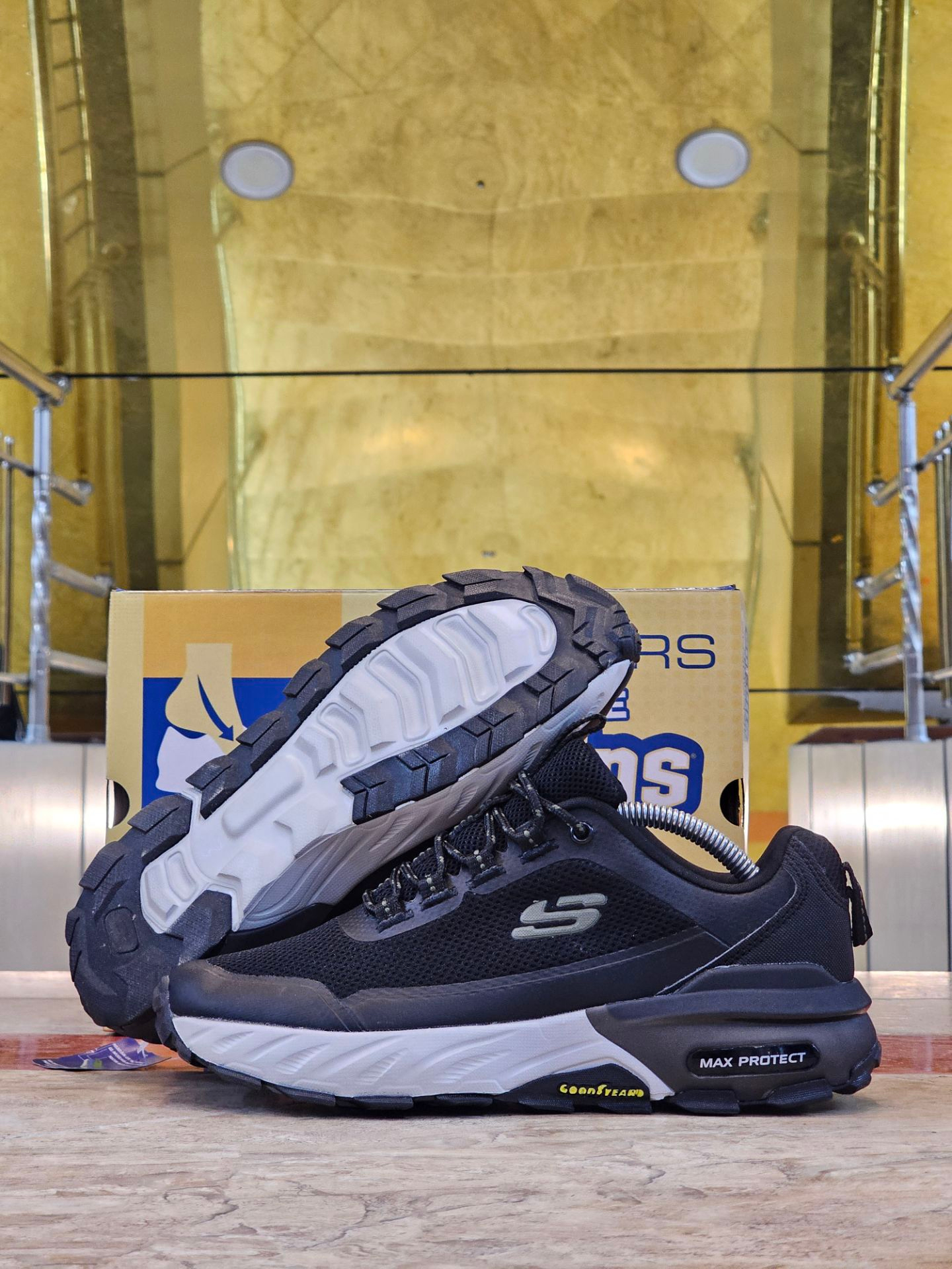 کتونی اسکیچرز مکس پروتکت مسترکوالیتی | Skechers Max Protect ساخت ویتنام / ضمانت کالا / سایز 40 تا 45 / فروش تکی و عمده/