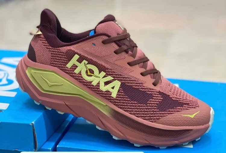 کتونی هوکا چلنجر ۸ -Hoka Challengr 8 مسترکوالیتی (خرید عمده و تک - سایز ۴۰ تا ۴۵)