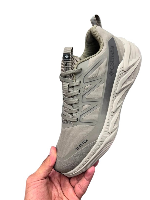 کتونی طبیعت گردی کلمبیا ضدآب مردانه/سایز 40 الی 45/Columbia GORE-TEX/ فروش عمده و تک